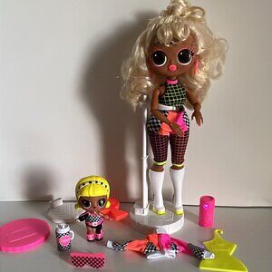 OMG Doll LOL Surprise Lights Speedster + LOL Drag Racer (rare) Fashion Bundle